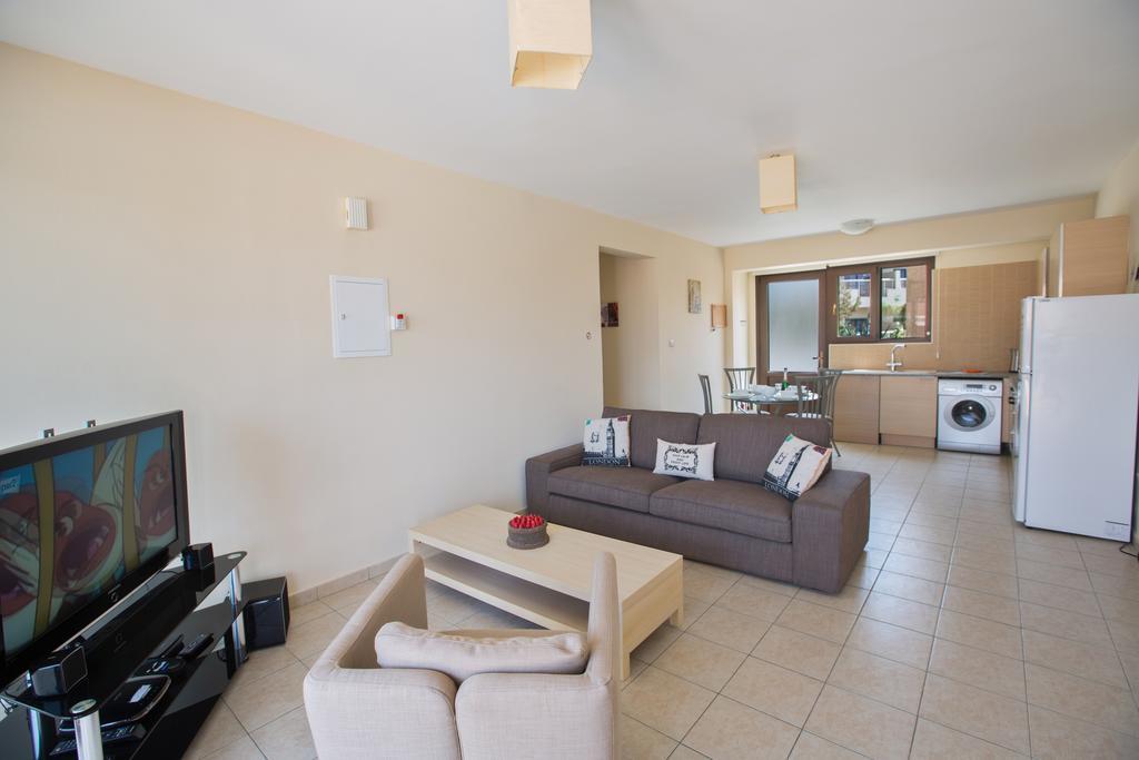 Napiana Apartments Agia Napa Zimmer foto