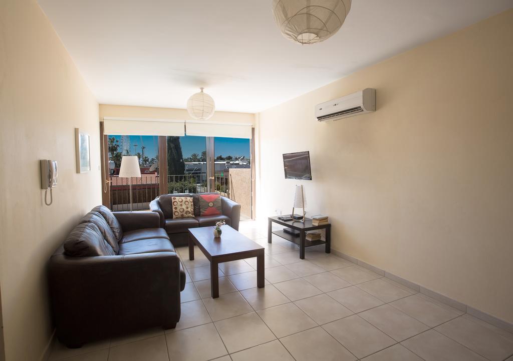 Napiana Apartments Agia Napa Zimmer foto
