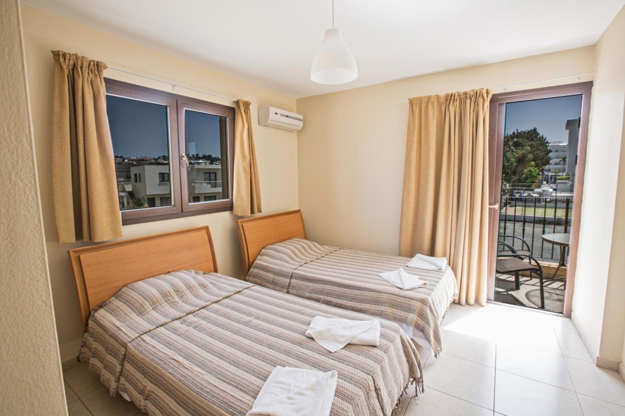 Napiana Apartments Agia Napa Zimmer foto
