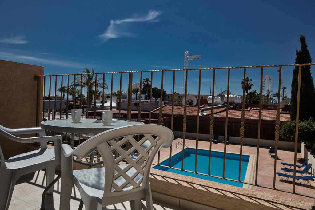 Napiana Apartments Agia Napa Zimmer foto