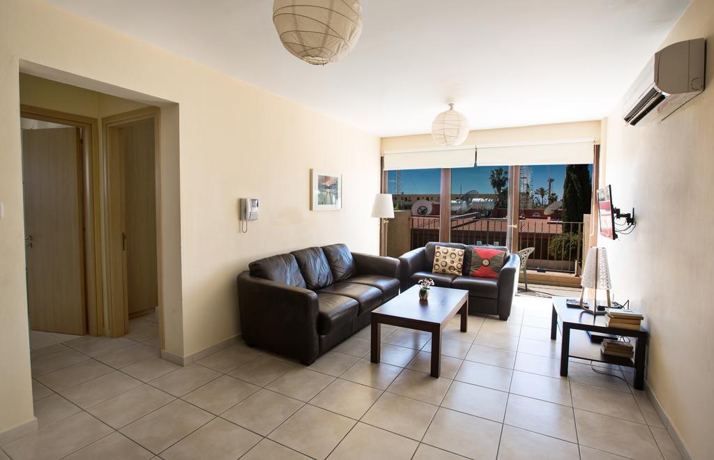 Napiana Apartments Agia Napa Zimmer foto