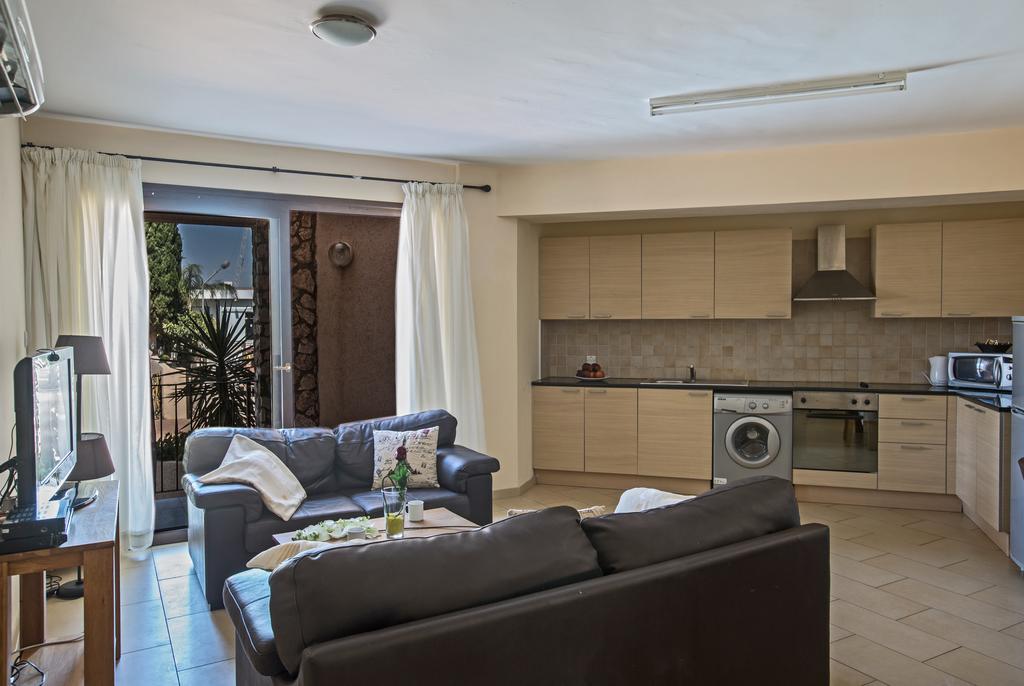 Napiana Apartments Agia Napa Exterior foto