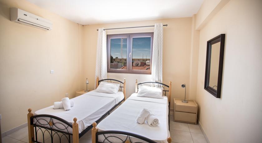 Napiana Apartments Agia Napa Zimmer foto